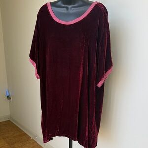 Johnny Was Burgundy Velvet Tee XL